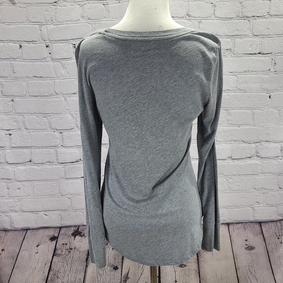 American Eagle Long sleeve Favorite T shirt - Picture 5 of 7